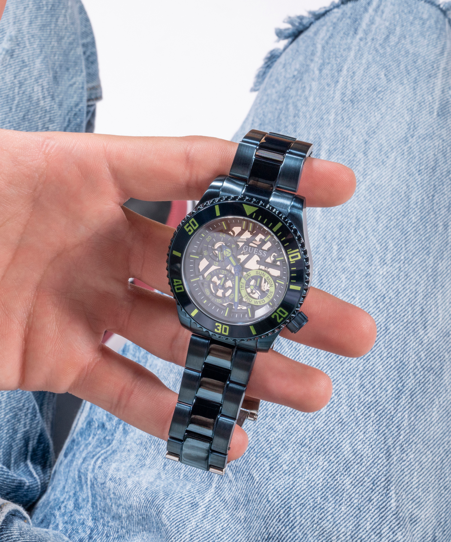 Guess top camo watch